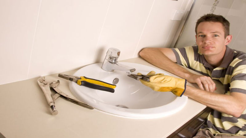 Fixing a Clogged Drain: DIY or Call a Pro for Residential Plumbing in Edison NJ?
